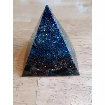 Orgonit Pyramide 7x7 x7 cm